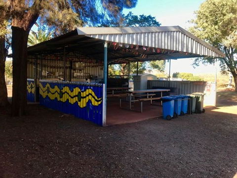 Tom Price Tourist Park - Accommodation Main Beach 2