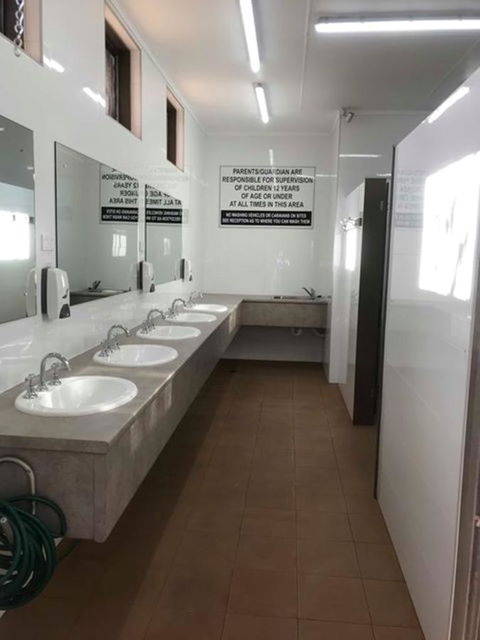 Tom Price Tourist Park - Accommodation Main Beach 9