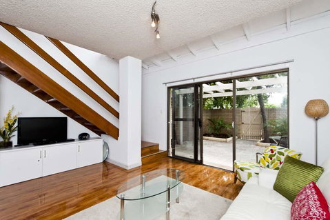 Heart Of Subiaco - Accommodation Main Beach 1