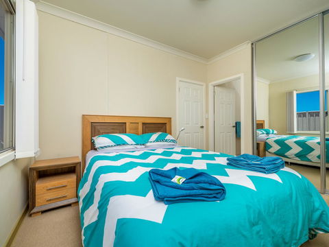 Seafront Unit 60 - Accommodation Main Beach 0