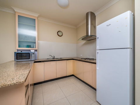 Seafront Unit 60 - Accommodation Main Beach 3