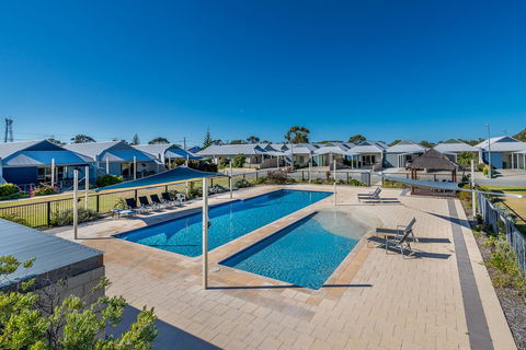 Seafront Unit 60 - Accommodation Main Beach 9
