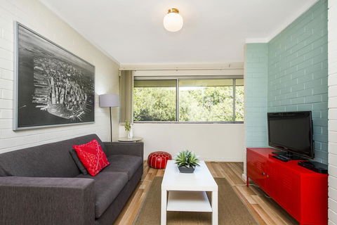 Rosalie 46 - Accommodation Main Beach 4