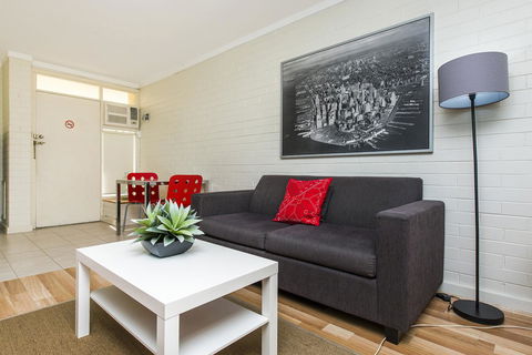 Rosalie 46 - Accommodation Main Beach 7