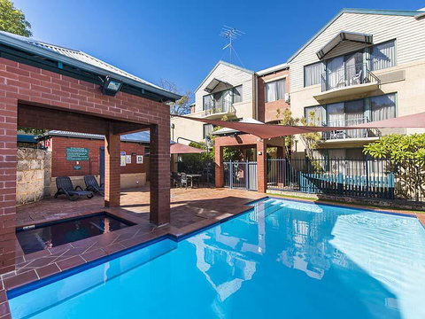 Subiaco Village 28 - Accommodation Main Beach 19