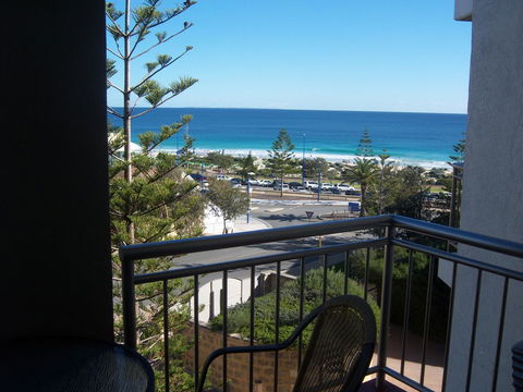 Scarborough - Oceanview 2 Bed, 2 Bathroom Apartment - Accommodation Main Beach 0