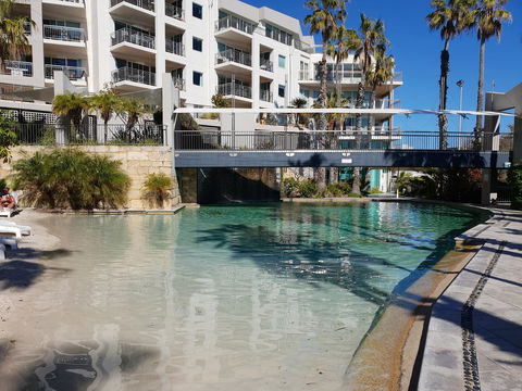 Scarborough - Oceanview 2 Bed, 2 Bathroom Apartment - Accommodation Main Beach 8