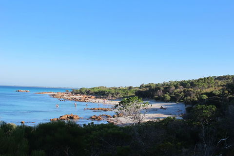 17 By The Sea - Accommodation Main Beach 15