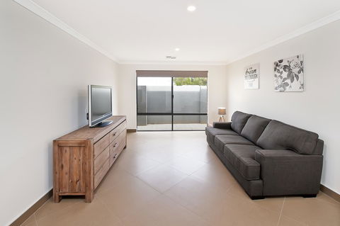 Ocean Walk Abbey Beach - Accommodation Main Beach 3