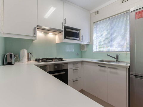 Rosalie In Shenton Park - Accommodation Main Beach 13