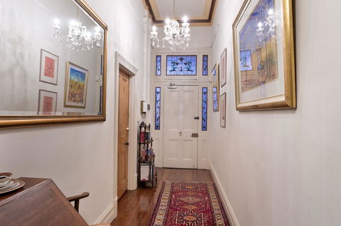 Annie's Victorian Terrace Accommodation Fremantle - Accommodation Main Beach 10