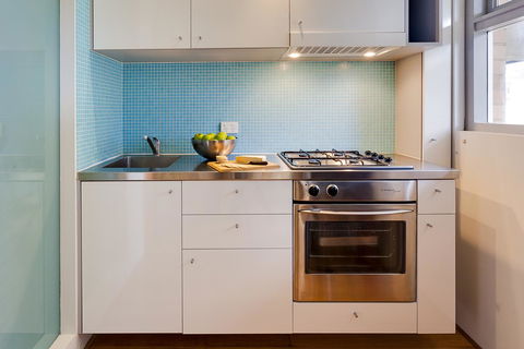 Cottesloe Tree Top Studio - Executive Escapes - Accommodation Main Beach 14