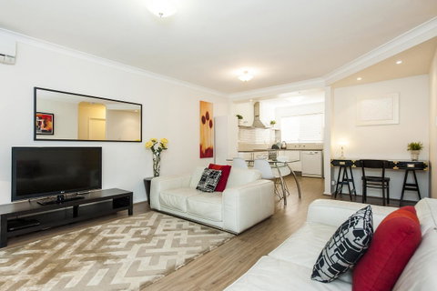Forrest St - Accommodation Main Beach 0
