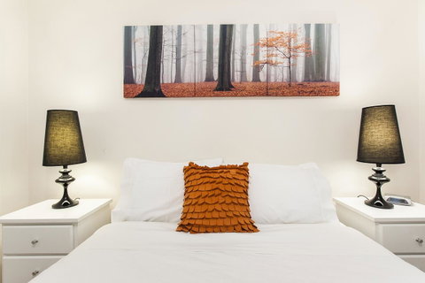 Forrest St - Accommodation Main Beach 12