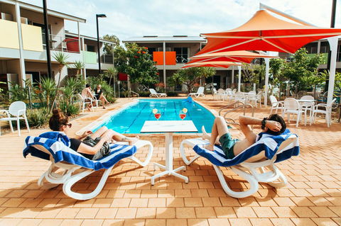 Onslow Beach Resort - Accommodation Main Beach 2