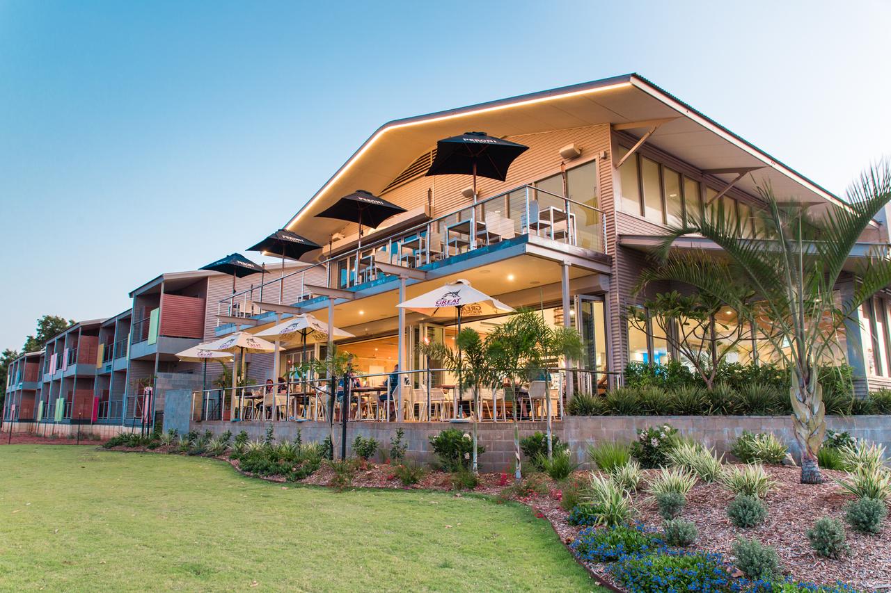 Onslow WA Accommodation Main Beach