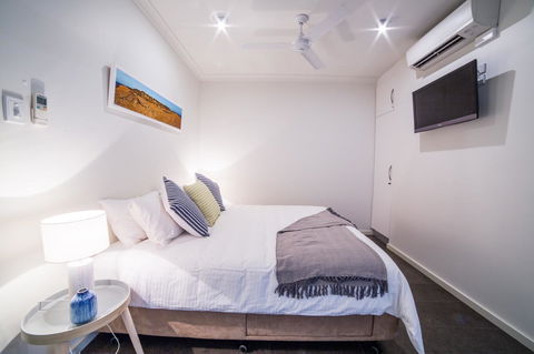 Onslow Beach Resort - Accommodation Main Beach 7