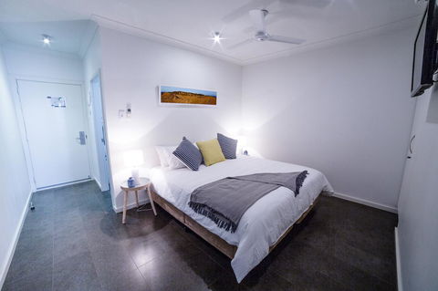 Onslow Beach Resort - Accommodation Main Beach 6