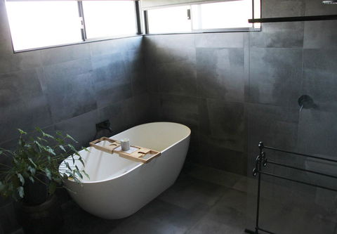 Bayside Luxury Escape Busselton - Accommodation Main Beach 17