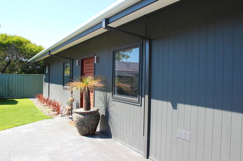 Bayside Luxury Escape Busselton - Accommodation Main Beach 6