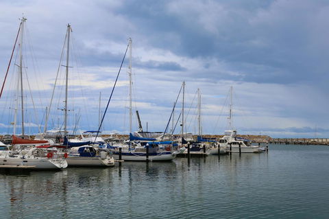 The Marina Hotel - Mindarie - Accommodation Main Beach 14