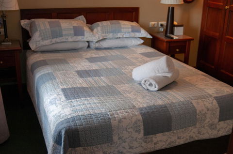 Higgins Lane Motel - Accommodation Main Beach 25