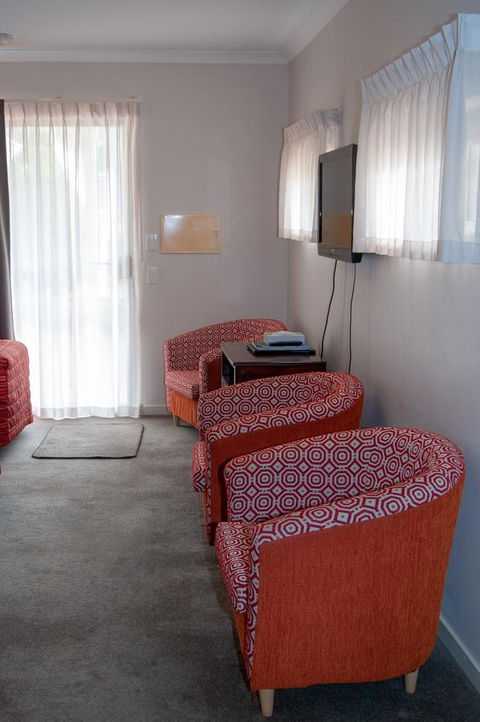 Higgins Lane Motel - Accommodation Main Beach 13