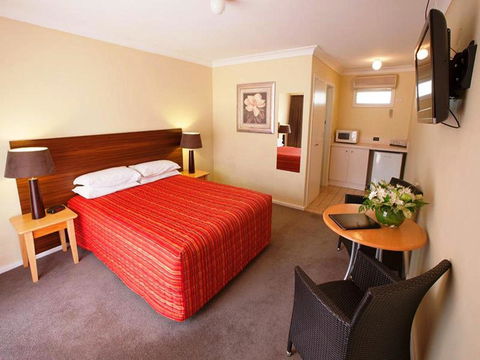 Higgins Lane Motel - Accommodation Main Beach 43