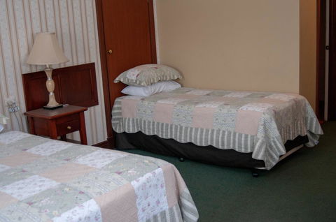 Higgins Lane Motel - Accommodation Main Beach 4