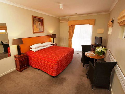 Higgins Lane Motel - Accommodation Main Beach 39