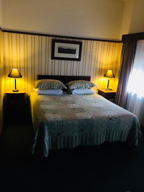 Higgins Lane Motel - Accommodation Main Beach 41