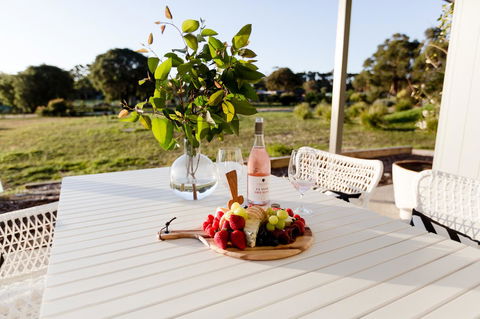 Ironstone Studio Margaret River - Accommodation Main Beach 5
