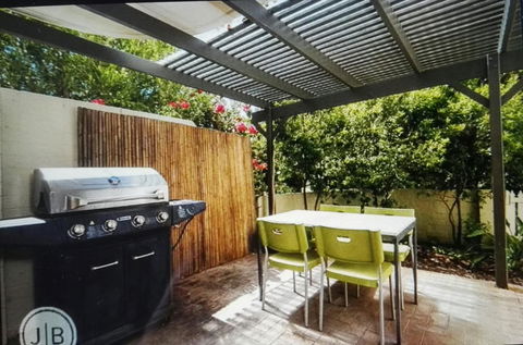 Perth City Retreat - Accommodation Main Beach 10