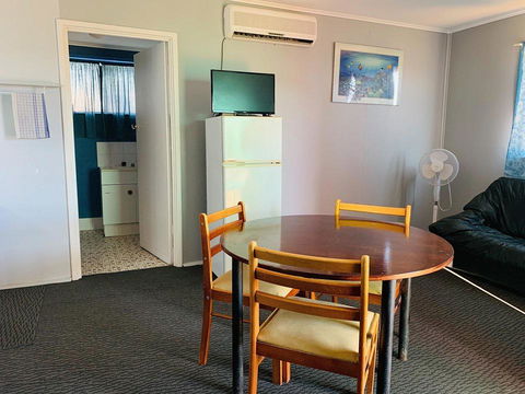 Shark Bay Cottages - Accommodation Main Beach 31
