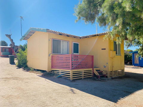 Shark Bay Cottages - Accommodation Main Beach 42