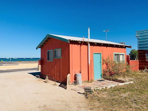 Shark Bay Cottages - Accommodation Main Beach 39