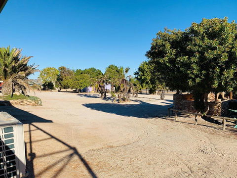 Shark Bay Cottages - Accommodation Main Beach 13