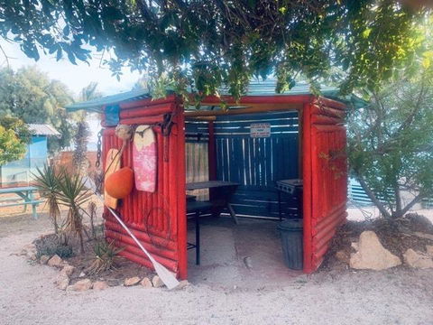 Shark Bay Cottages - Accommodation Main Beach 34