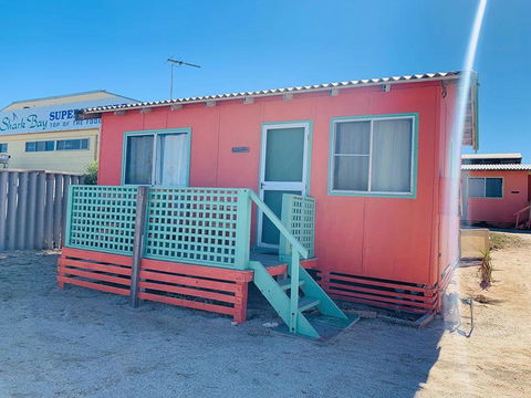 Shark Bay Cottages - Accommodation Main Beach 41