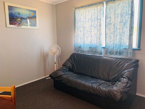 Shark Bay Cottages - Accommodation Main Beach 26