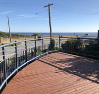 Halls Head Beach House - Accommodation Main Beach