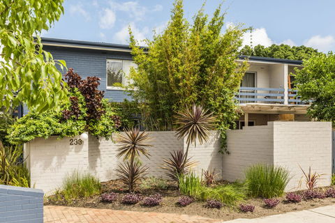 Hensman 10 - Accommodation Main Beach 21