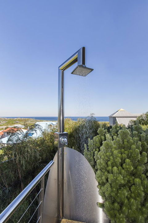 Aquatic Visions - Accommodation Main Beach 18