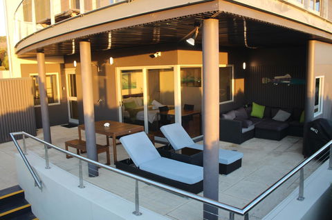 Aquatic Visions - Accommodation Main Beach 23