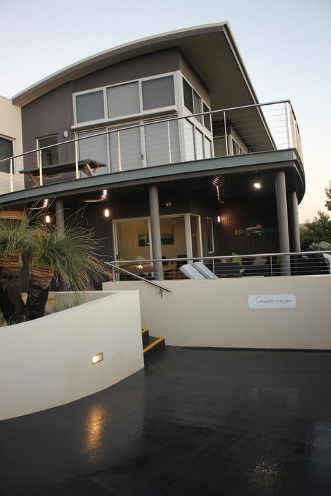 Aquatic Visions - Accommodation Main Beach 30