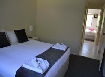 Forrest Street - Accommodation Main Beach 0