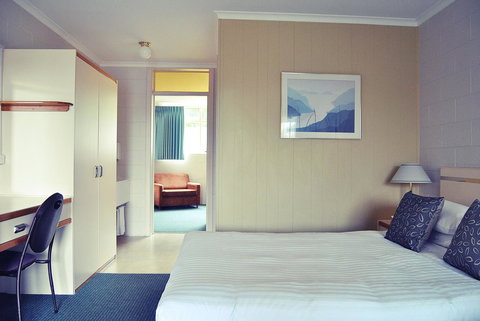 Comfort Inn Devonport - Accommodation Main Beach 38