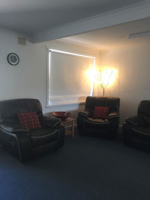 Old Pier Apartments - Accommodation Main Beach 12