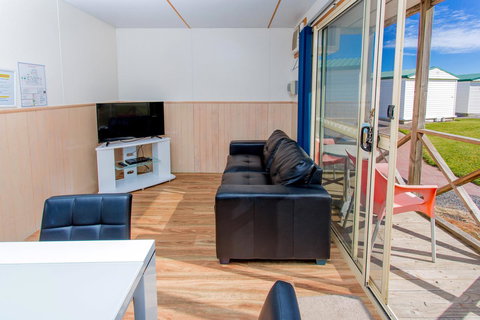 Discovery Parks - Devonport - Accommodation Main Beach 12