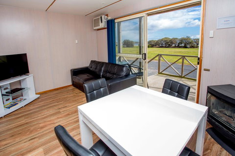 Discovery Parks - Devonport - Accommodation Main Beach 37